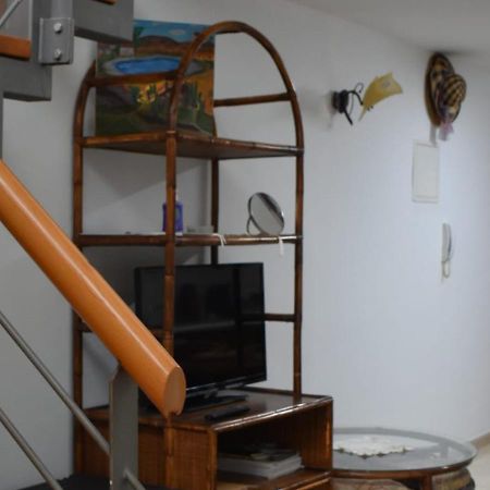 Marina Apartment 4 Larnaca Esterno foto