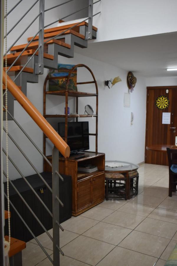 Marina Apartment 4 Larnaca Esterno foto